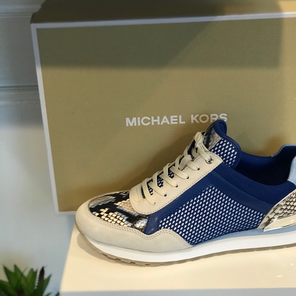 Women Michael Kors sneakers